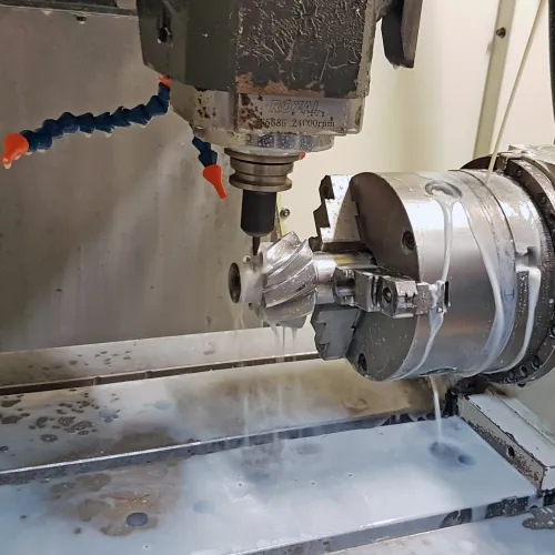 Spiral Bevel Gear Cutting