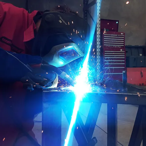 MIG welding non-penetrating tower frame