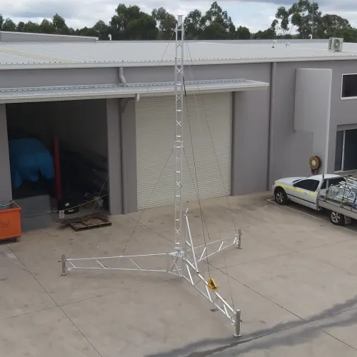 AL220 8m tripod tower for corrosive environment deployment
