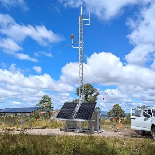 Marchnets AL340 skid based tower & solar system