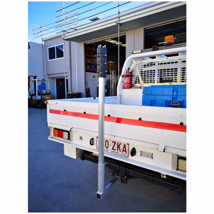 TR76 4m extendable collapsible aluminium pole in compacted position