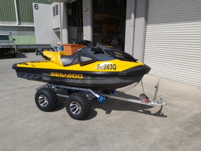 surf life saving australia, emergency trailer, surf trailer, slsa, slsq, slsnsw,surf life beach equipment 