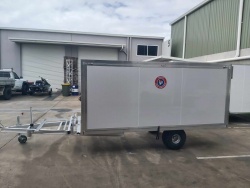 surf life saving australia, emergency trailer, surf trailer, slsa, slsq, slsnsw,surf life beach equipment 